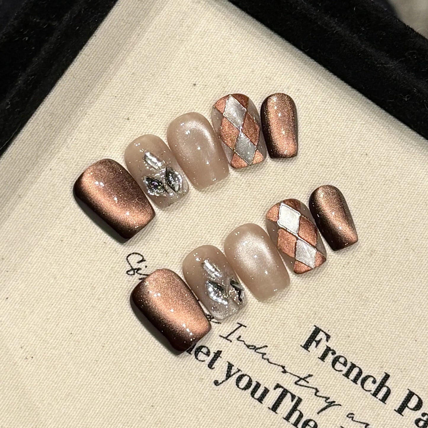 Handmade Press on Nails Retro Brown Grid Cat Eye False Nail Tips for Women Wearable Autumn Winter Short Square Head Fake Nails Peaceful Pleasures Health and Wellness XS 1