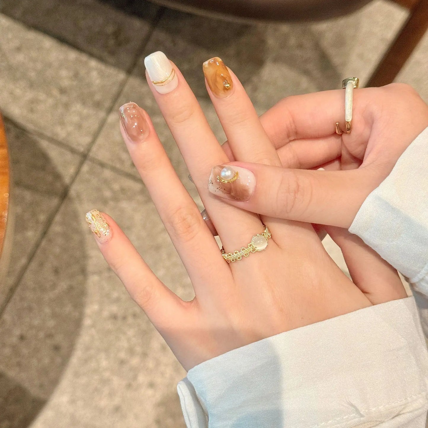 Handmade Press on Nails Glitter White Pearl Decor False Nails Full Cover Wearable Retro Baroque French Short Fake Nail Tips Peaceful Pleasures Health and Wellness