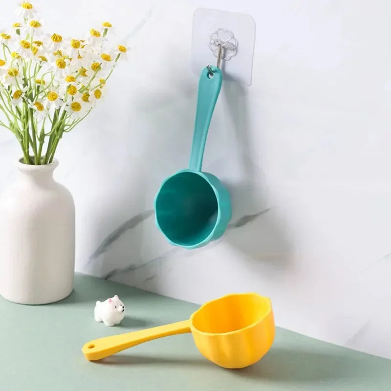 Round Bottom Pet Food Scoop – Cat & Dog Measuring Spoon