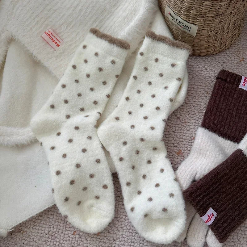 Fashion Autumn Winter Warm Thick Floor Socks with Velvet Dots Australian Fleece Home Cute Confinement Socks Versatile Floor Sox Peaceful Pleasures Health and Wellness