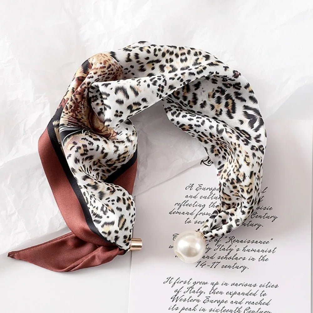 Women's Floral Faux Pearl Magnetic Snap Scarf – Lightweight Wrap