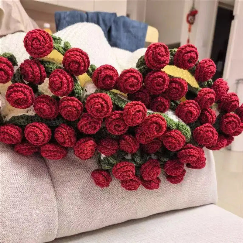 Rose Cape Knit Throw Blanket – Floral Gift for Women & Moms