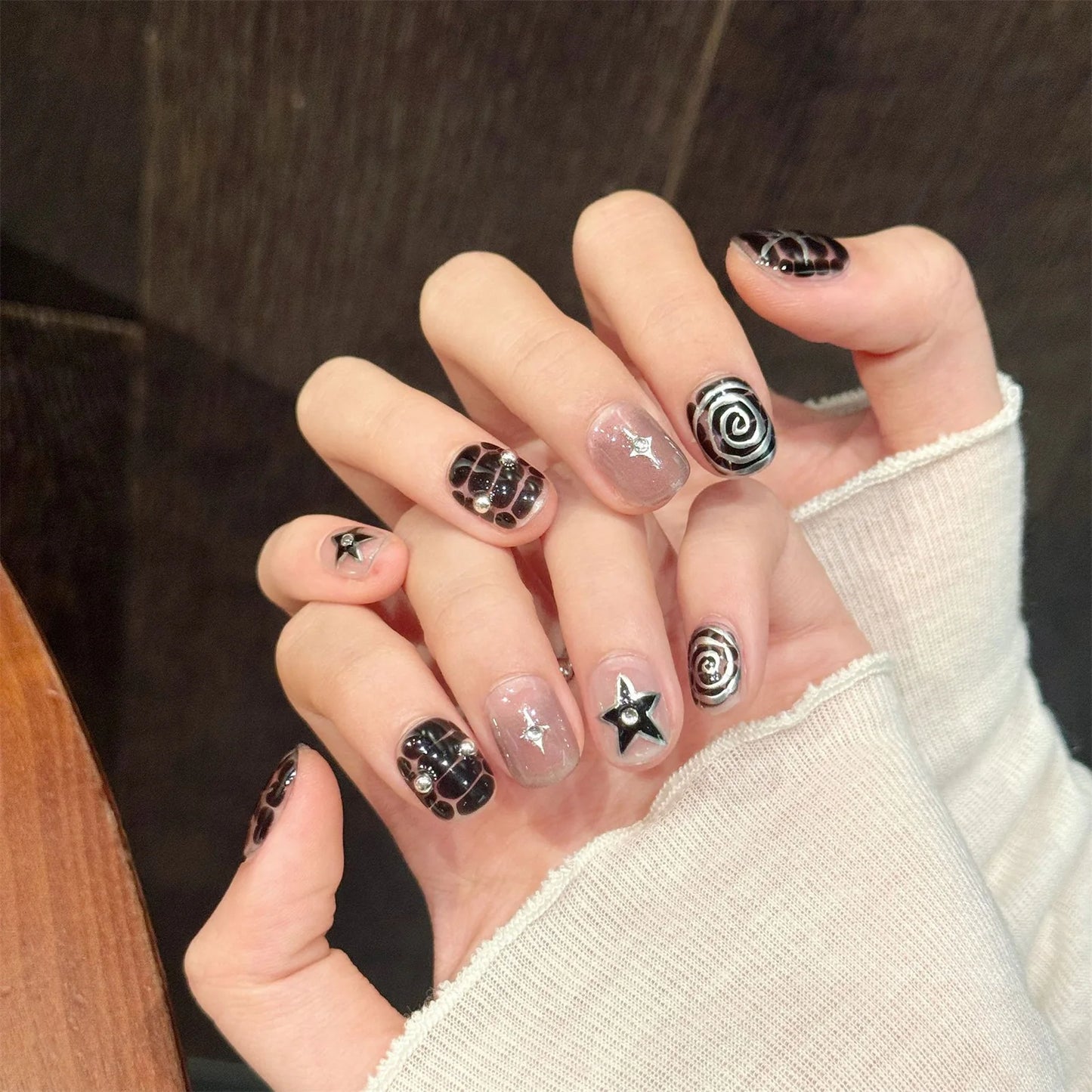 10pcs Short Handmade Sweet Punk Style Press on Nails Hand-Painted Embossed Stars Fake Nails Decor Wearable Ins False Nails Tips Peaceful Pleasures Health and Wellness