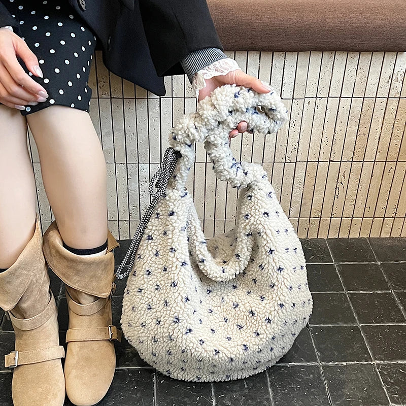 Korean Fashion Faux Fur Crossbody Bags for Women Trendy Large Capacity Sweet Polka Dot Versatile Tote Bag Fashionable Versatile Peaceful Pleasures Health and Wellness