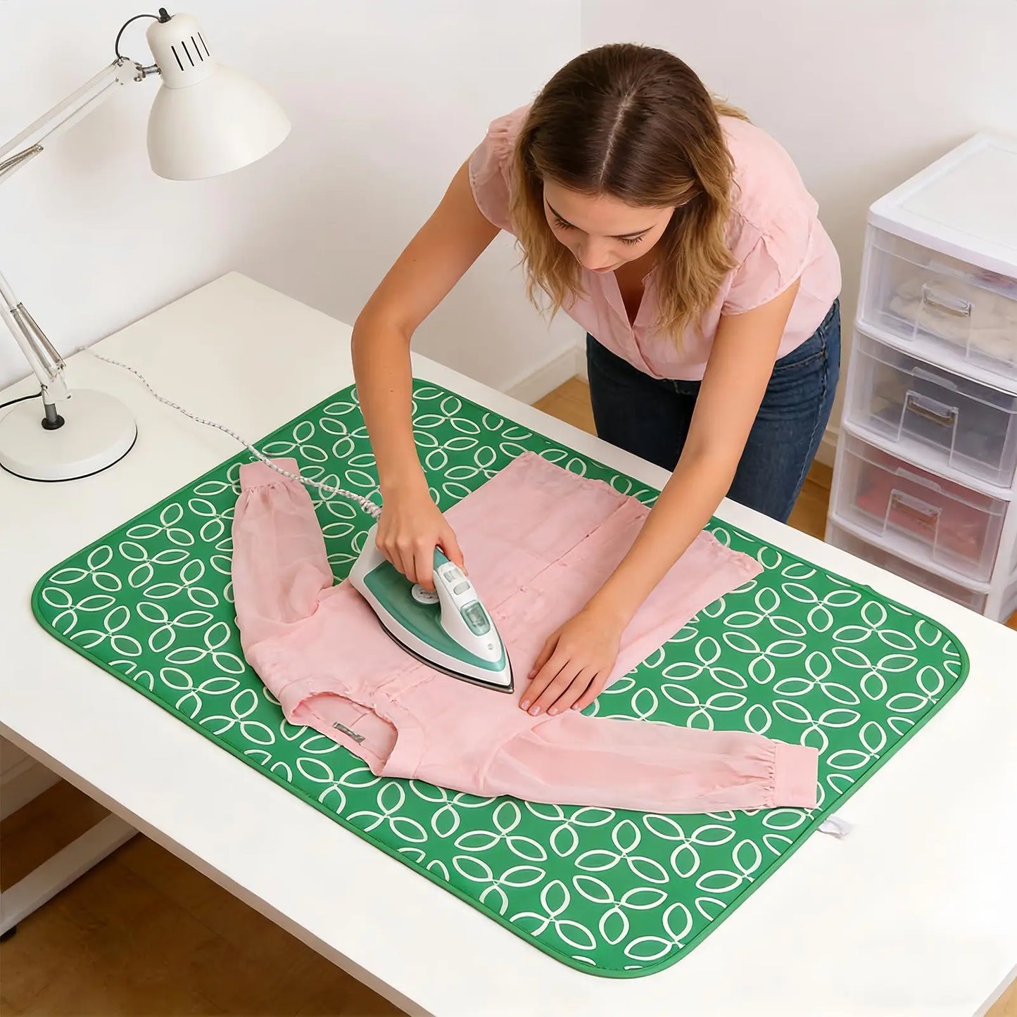 Portable Ironing Mat – Heat Resistant, Waterproof & Non-Slip