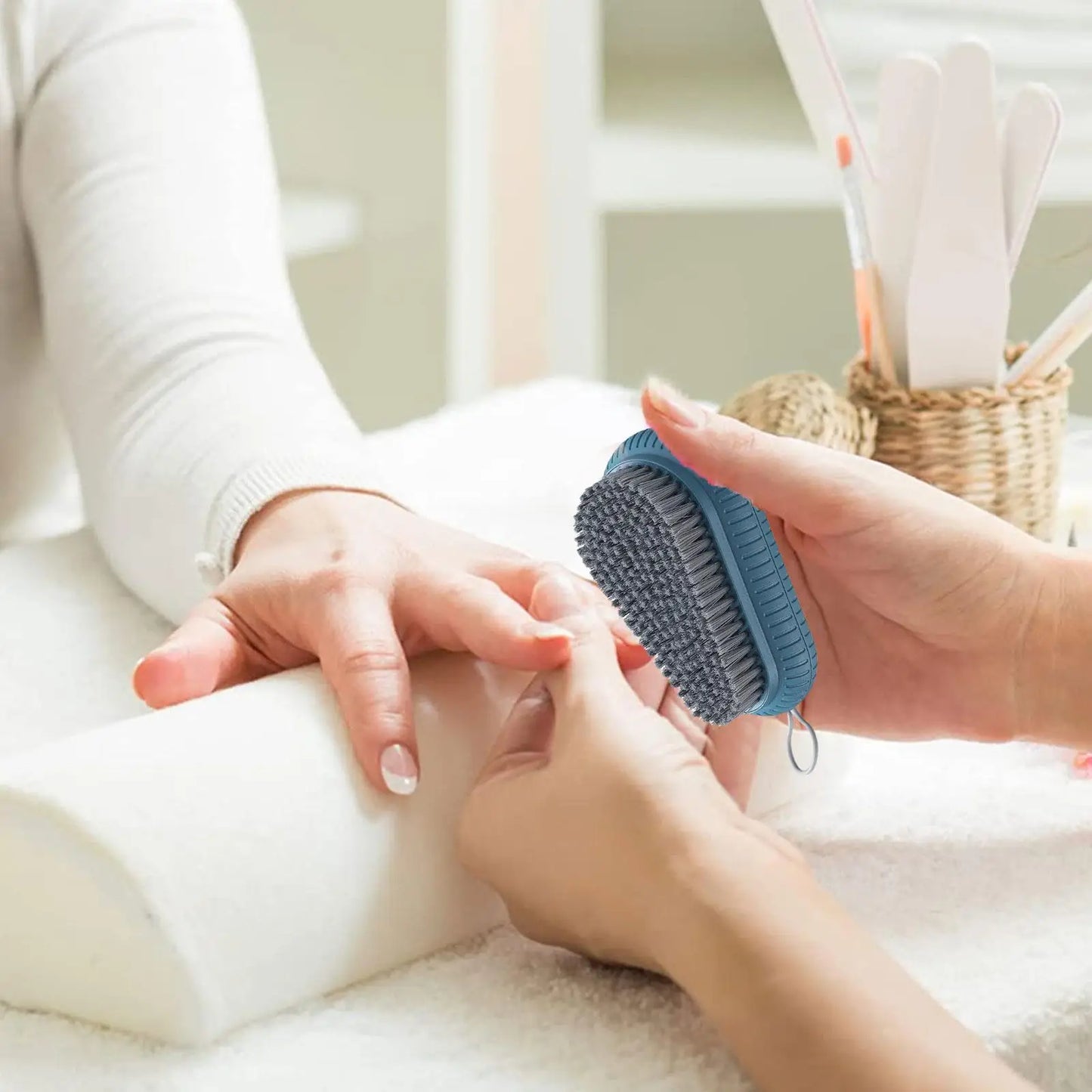 Heavy-Duty Nail Scrub Brush – Hand & Fingernail Cleaner