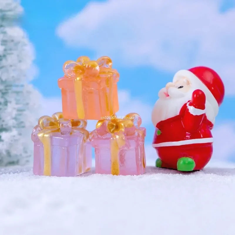 1pcs Luminous Mini Christmas Gifts Box Decoration Accessories Moss Landscape Ornaments Diy Dollhouse Miniatures Figures Kawaii Peaceful Pleasures Health and Wellness