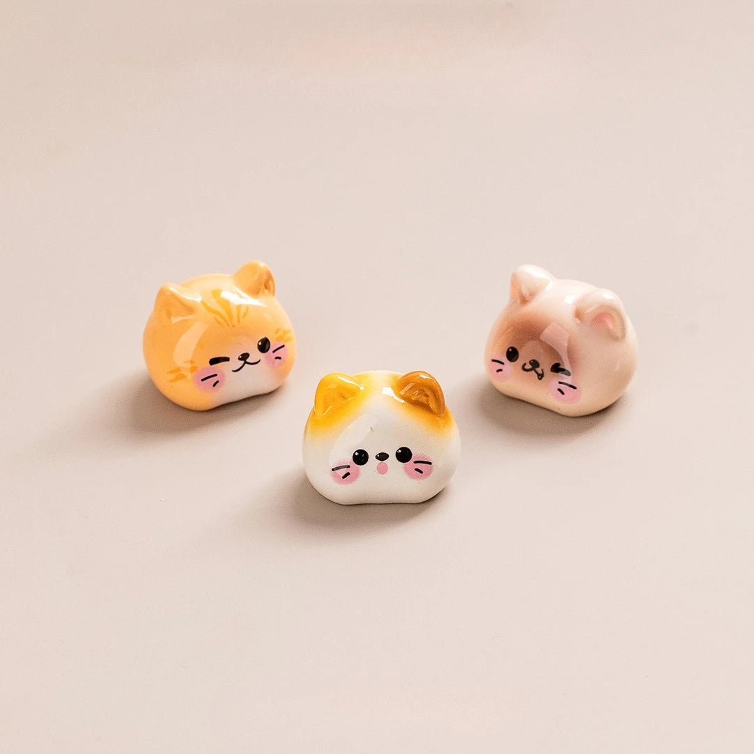 Resin Kawaii Cat Statue Home Decor Crafts Room Wedding Gifts Decoration Doll for Girls Mothers Day Gift Fairy Garden Home Decor Peaceful Pleasures Health and Wellness