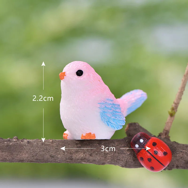 1pcs Miniature Bird Figurines, Mock Animal Toy Mini Cute Pet ModelFor Fairy Garden, Moss Micro Landscape Home Accessories Fairy Peaceful Pleasures Health and Wellness 01