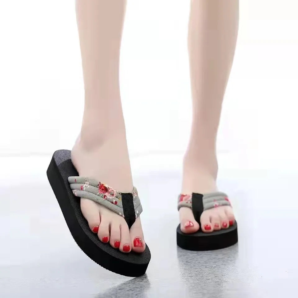 Women's Floral Flip Flops – Flat EVA Beach Sandals & Slippers