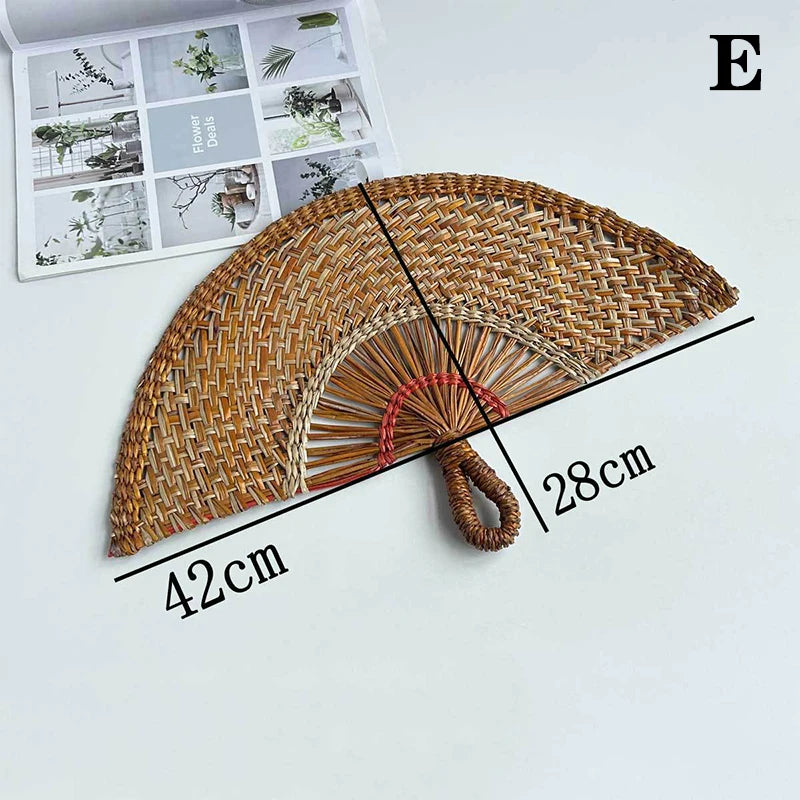 Handwoven Straw Fan – Semi-Circular Decorative Summer Fan