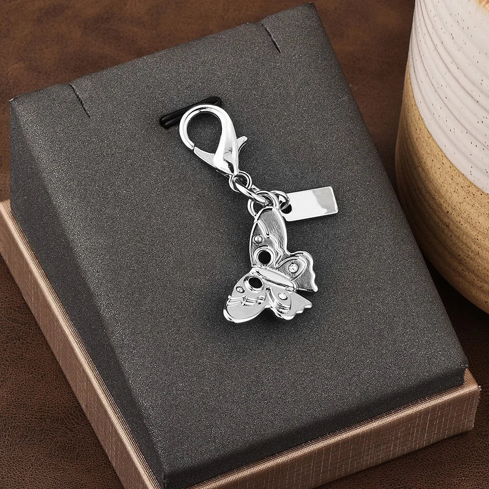Heart-Shaped Keychain Bag Charm – Gold-Tone Pendant Accessory