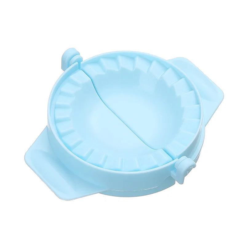 Kitchen Gadgets DIY Crescent shaped Dumpling Making Artifact Manual Make Dumpling Mold Plastic Kitchen Mini Cookie Maker Moulds Peaceful Pleasures Health and Wellness 1pc BLUE