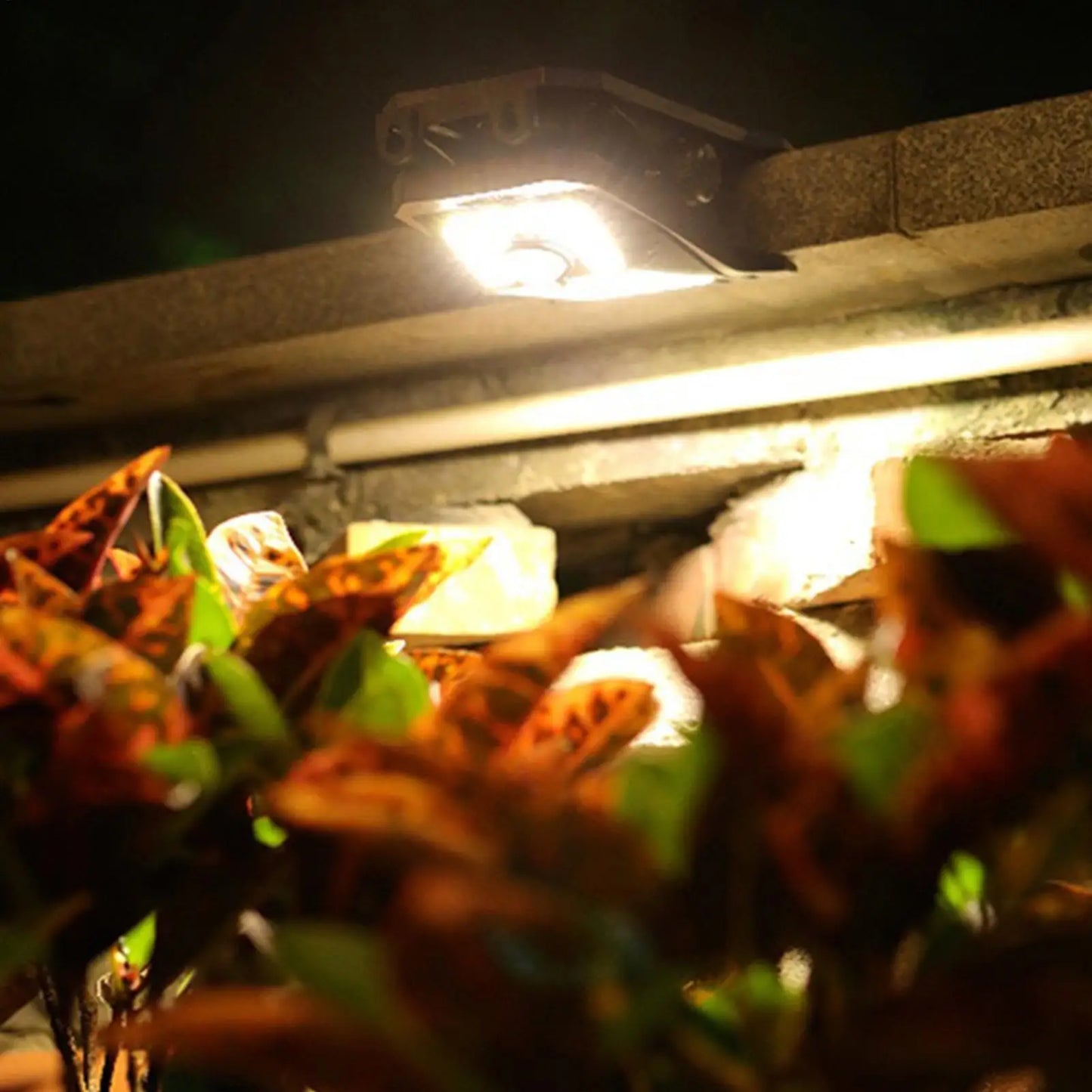 Solar Clip-On Motion Sensor LED Lights | Outdoor Garden & Deck