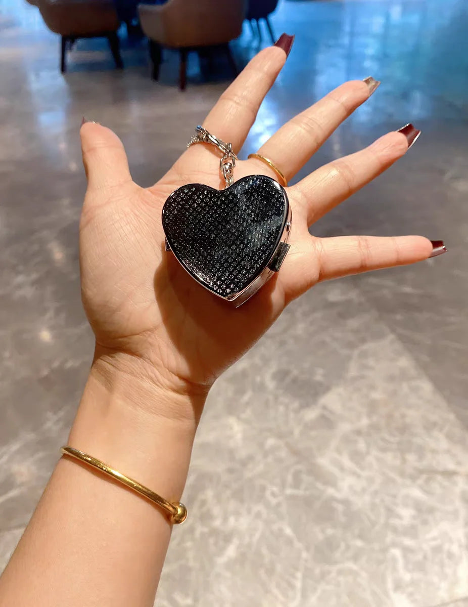 Stainless steel mini pill box Portable diamond-encrusted love pill pill capsule small object storage and distribution box Peaceful Pleasures Health and Wellness