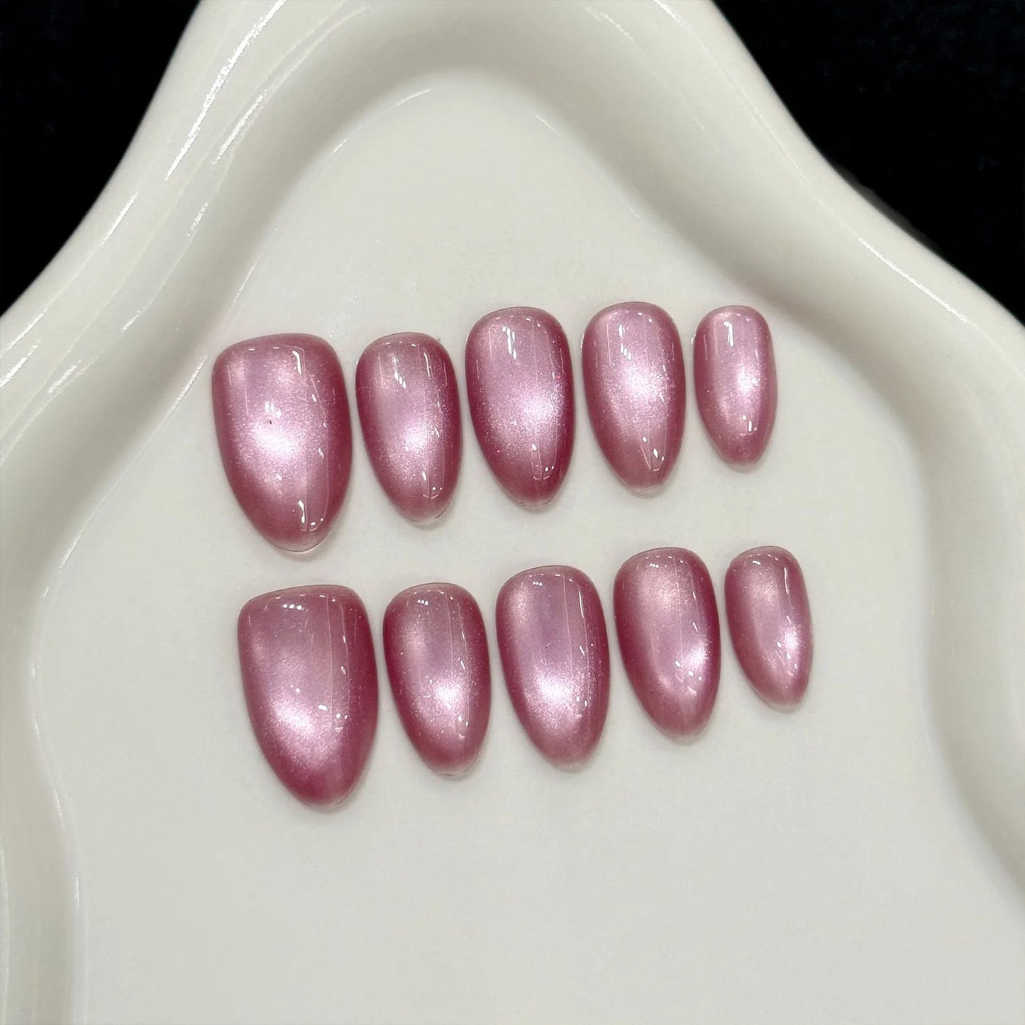 Cat's Eye Press On Nails – Almond Fake Nails, 10pc Set
