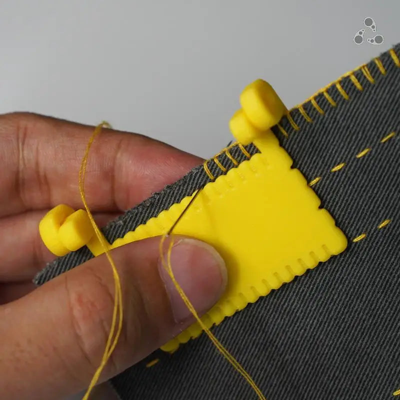 Clip-On Seam Guide & Needle Gauge for Sewing – 2-Pack