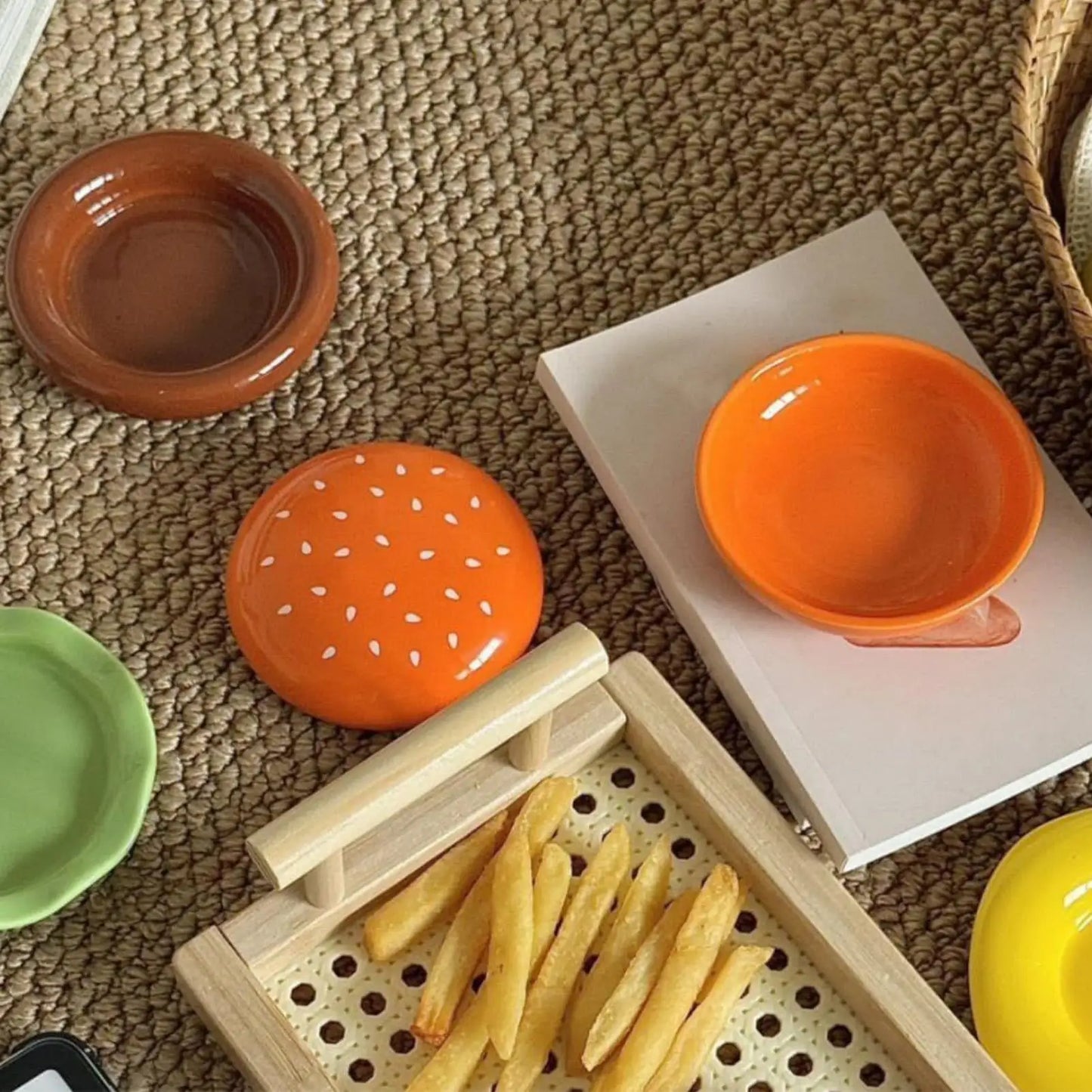 6-Layer Stackable Hamburger Plate Set | 6-Pc Dipping Bowls