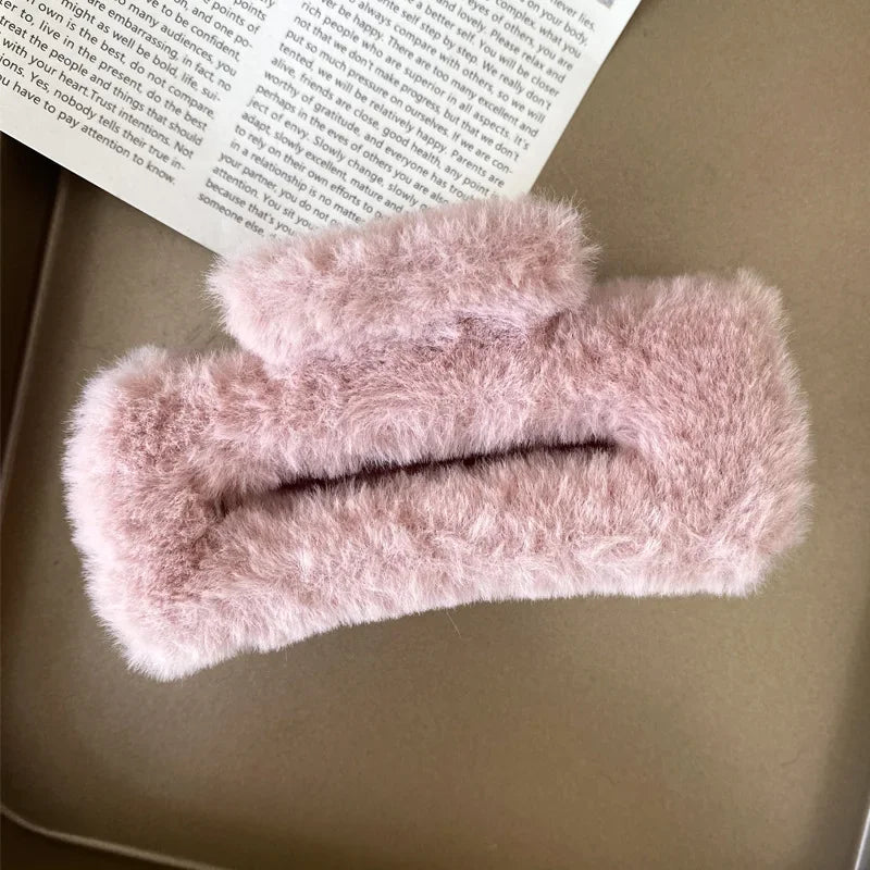Fashion Plush Scratch Clip with High End Feel Large Autumn and Winter Hair Clip Shark Hair Clips Headband Cute Furry Hair Clips Peaceful Pleasures Health and Wellness pink 10.5cm