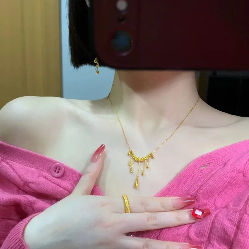 Cat-eye Tassel Water Drop Necklace for Women Light Luxury Laser Beads Dynamic Necklace Exquisite and High-end Collarbone Chain Peaceful Pleasures Health and Wellness