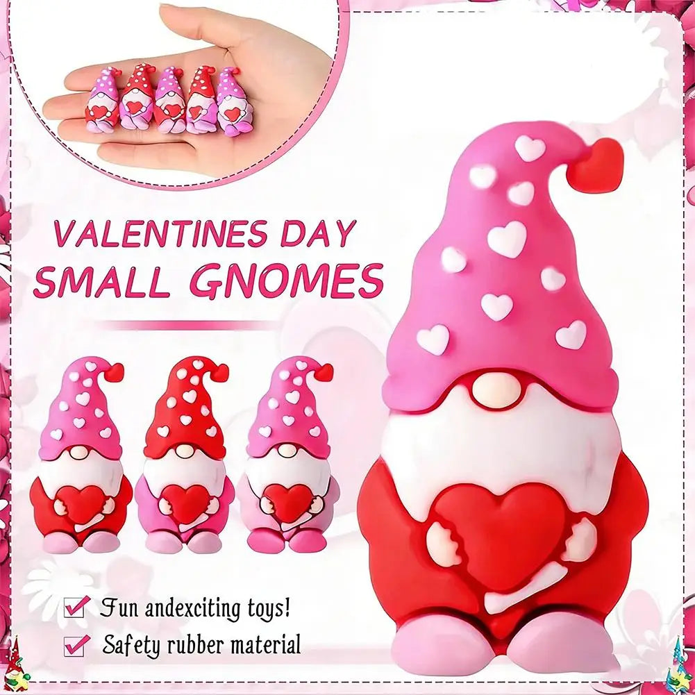 Heart Gnome Valentine Mini Figurines | Cute Décor Set 15–50 Pcs