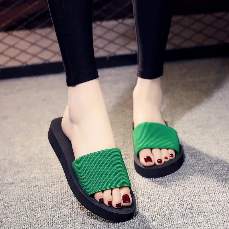 Women's Lightweight EVA Flat Flip-Flop Non-Slip Slippers