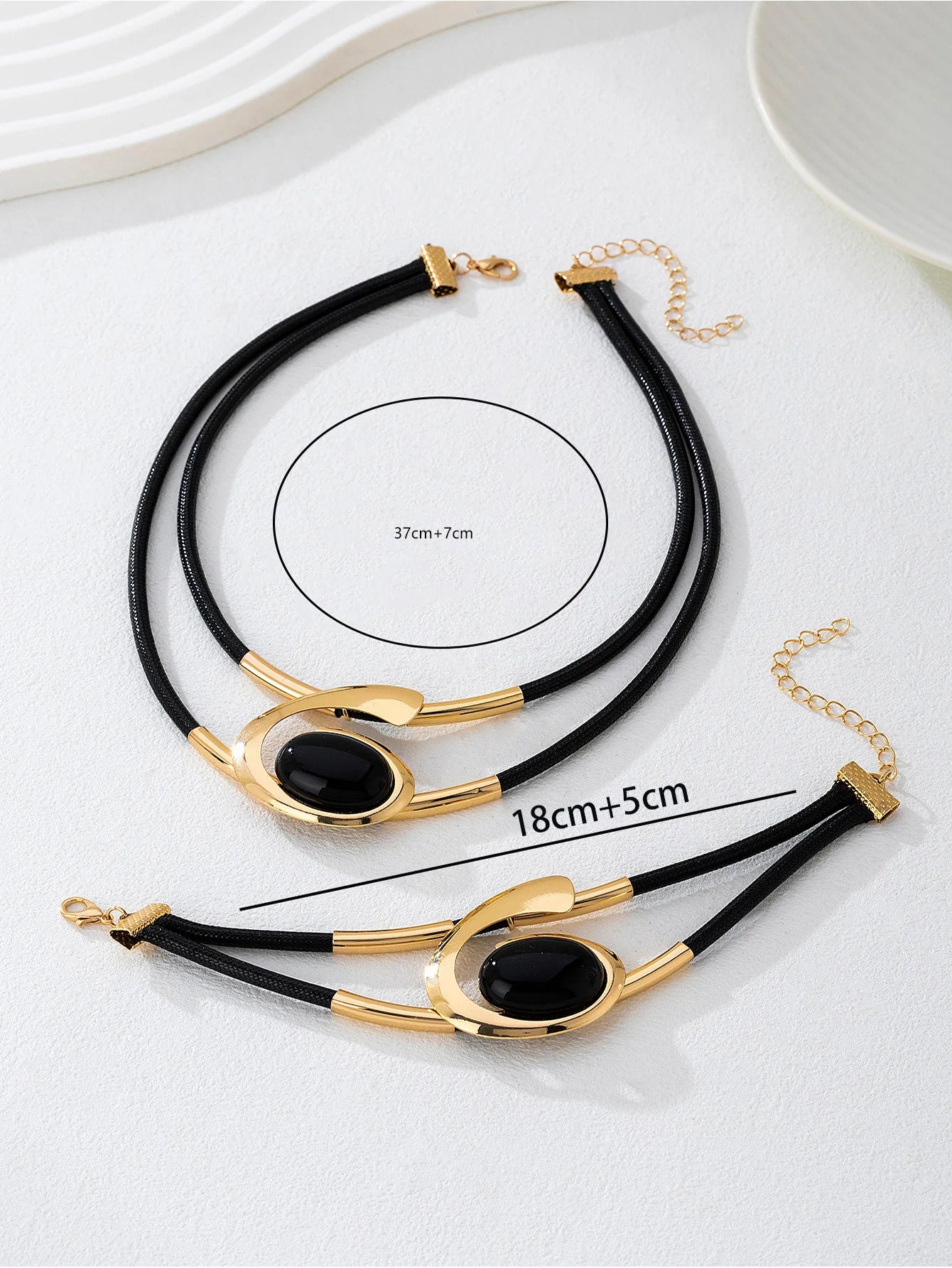 1 Set of Versatile Dark Gothic Oval Geometric Double-Layer Bracelet Necklace Set, Versatile Personality Women Jewelry for Women Peaceful Pleasures Health and Wellness