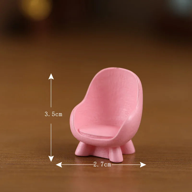 Cute Resin Cat Figurine Statue | Mini Home & Desk Decor
