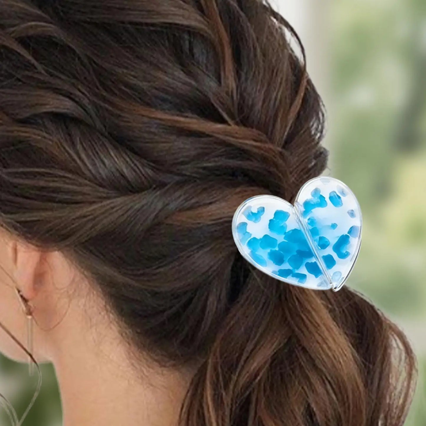 Heart-Shaped Magnetic Hair Clip – Strong Hold, No Crease