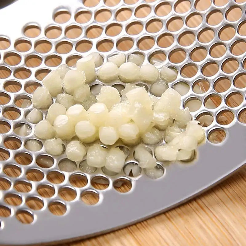 Stainless Steel Garlic Press Crusher Manual Garlic Mincer Chopping Garlic Tool Professional Garlic Mincer Kitchen Accessories Peaceful Pleasures Health and Wellness