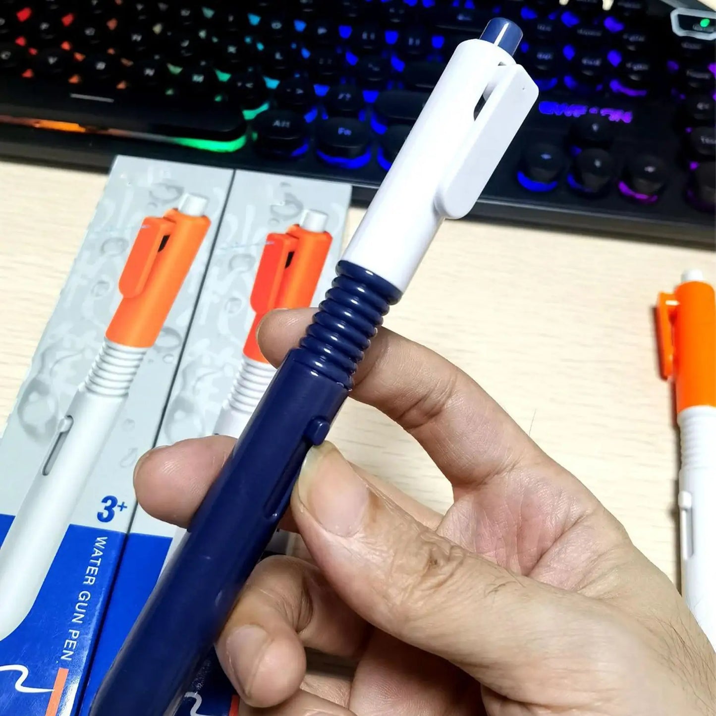 Water Spray Prank Pen – Squirt Gel Pen for Students & Kids