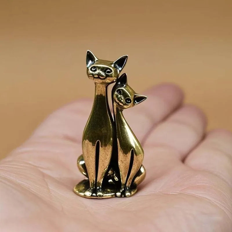 1pc Brass Retro Couple Cat Figurine Ornament Desktop Home Decoration Creative Gift Ornament Peaceful Pleasures Health and Wellness
