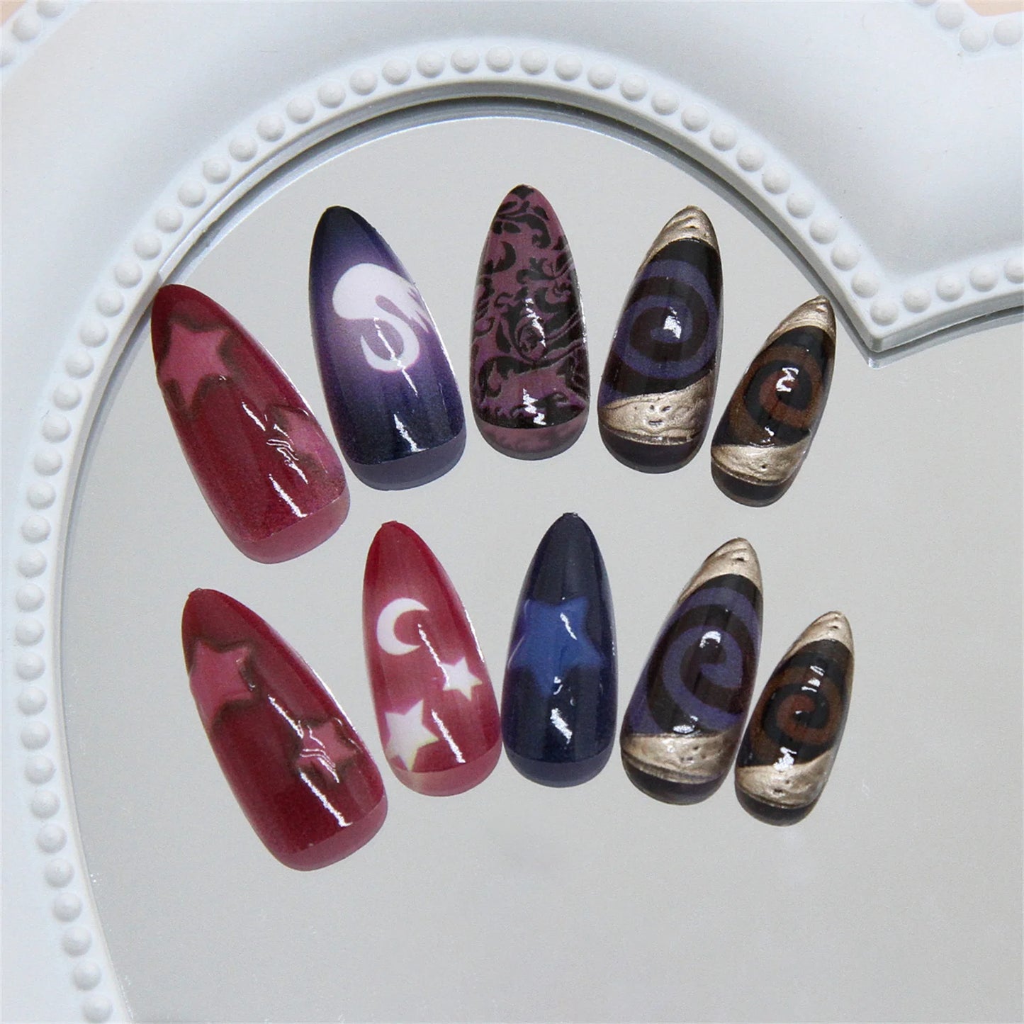 Y2K Almond Press-On Nails | 3D Gold Star Moon | 24pcs