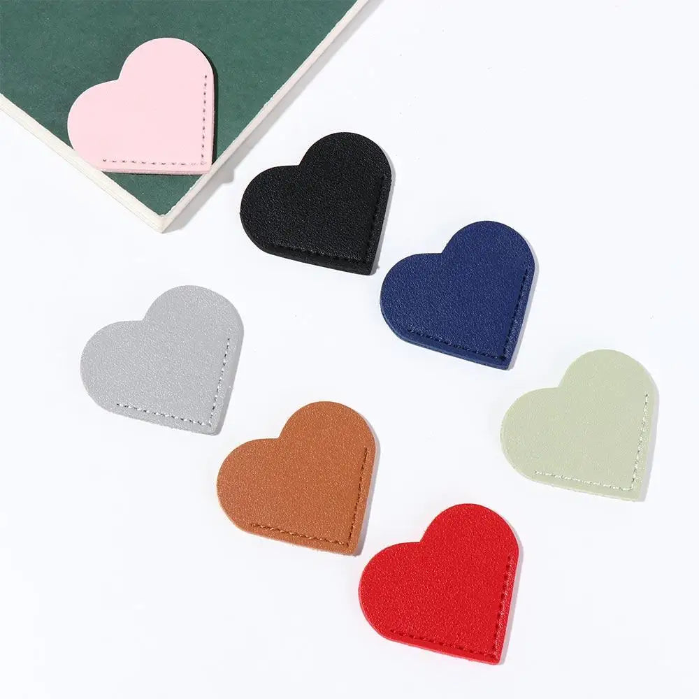 Portable Heart-shaped Corner Page Marker Vintage Multicolor Leather Bookmark Durable Handmade Book Page Marker Students Peaceful Pleasures Health and Wellness