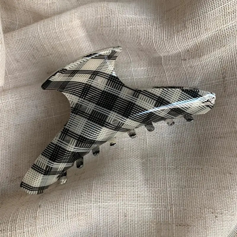 Classic Plaid Hair Claw Clip – Strong Hold for Women & Girls