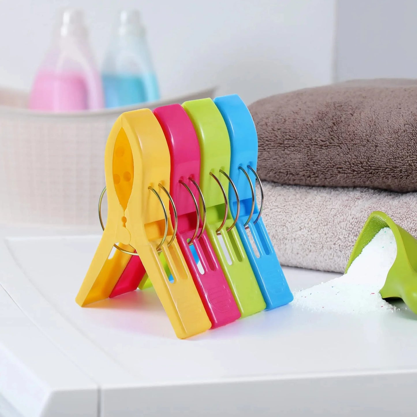 Beach Towel Clips Chair Holder Plastic Clothes Pegs Hanging Clip