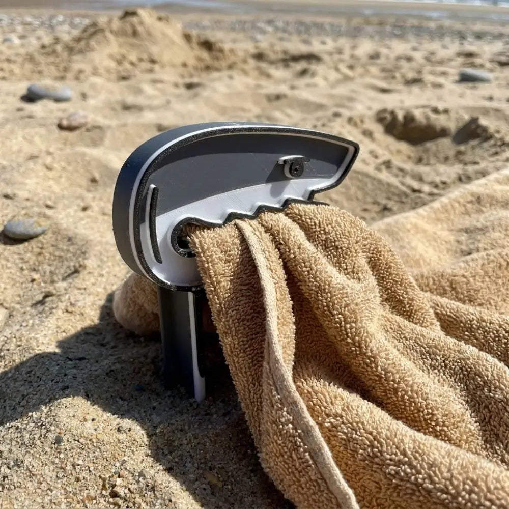 Shark Beach Towel Clip – Windproof Strong Grip Outdoor Hold