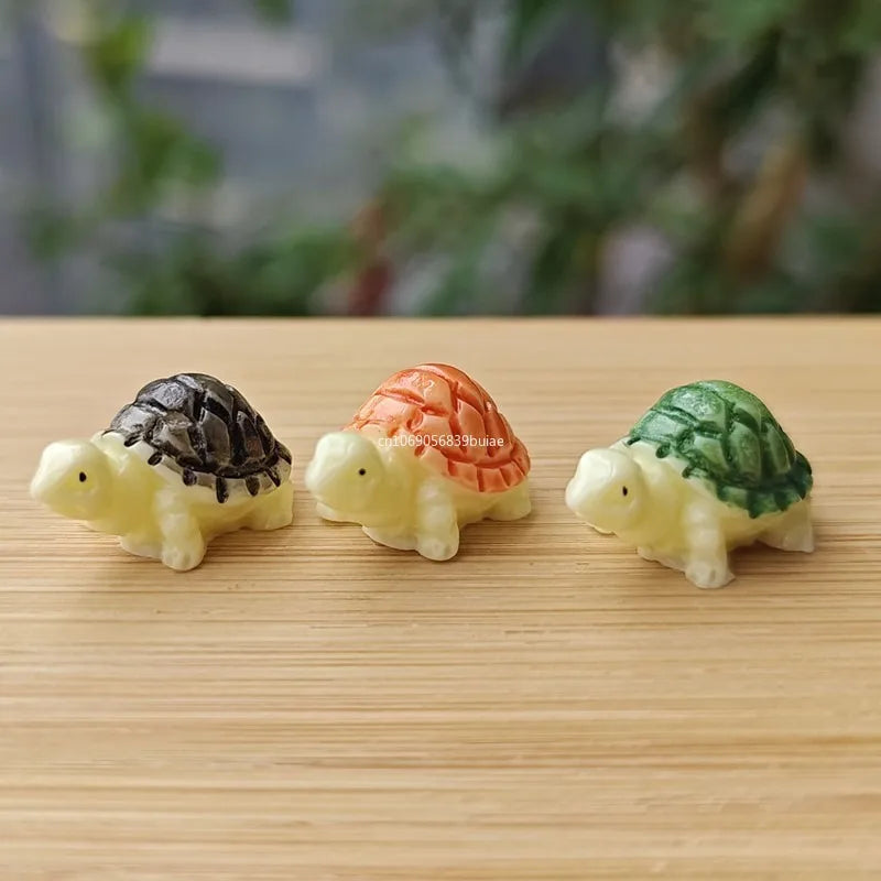 1pcs Super Mini Animals Fairy Garden Miniatures DIY Terrarium Figurines Micro Moss Landscape Decor Dollhouse Accessories 피규어 Peaceful Pleasures Health and Wellness
