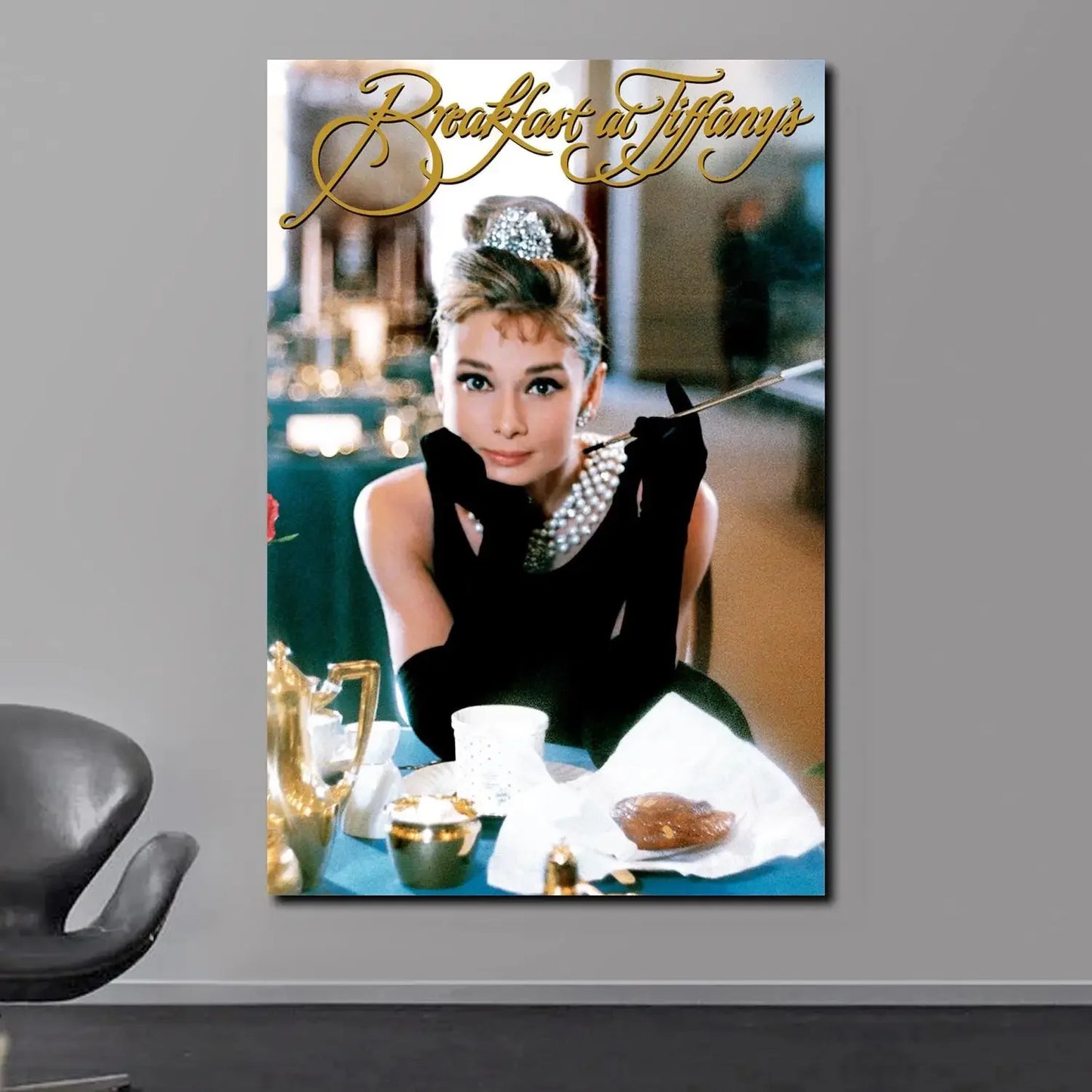 Scandinavian Classic Vintage Wall Art Audrey Hepburn Breakfast at Tiffanys HD Canvas Poster Print Home Bedroom Living Room Decor Peaceful Pleasures Health and Wellness