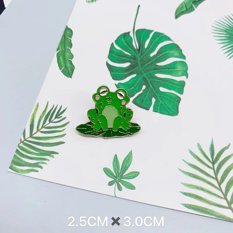 Funny Frog Middle Finger Zinc Alloy Brooch | Cartoon Pin Badge